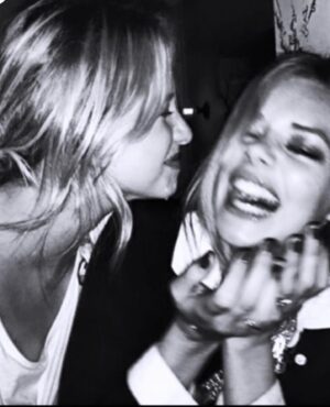 Kassandra Clementi Instagram - Happy day of birth Sweet Sweaves @samweaving 🎈