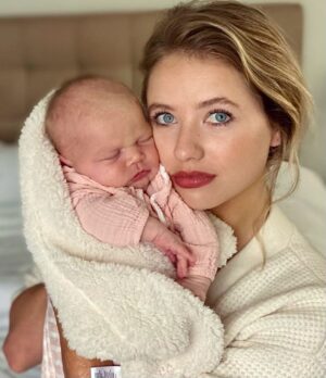 Kassandra Clementi Instagram - Ava Rose Strohl, being your God Mother is already one of the greatest honors of my life. I promise to always protect you, guide you in whatever direction makes you happy in your one big beautiful life and to make sure you’re always getting into just enough trouble to have fun. If it’s true that babies choose their parents - well played kid, excellent choice. Your Mum, Dad and big sister Gracie have been waiting for you. Welcome to the world. It’s wild. So thankful you are here. And learn to read because I wrote cute sh*t.