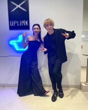 Kasumi Yamaya Instagram - 映画「夢の中」無事公開を迎えることができました。
久しぶりの舞台挨拶とサイン会。夢のような気分でした。

team山谷。美咲さんと永田さんに魔法をかけて頂き感謝感謝です。

1枚目の写真は、劇場に来てくださった @maru_1111  さんが撮ってくれたもの。嬉しいなぁ。

やっぱり私は、映画が好きだ。

#夢の中 #アップリンク吉祥寺 
#山崎果倫  さん　#都楳勝 監督 #櫻井圭佑 #山谷花純 
#高橋美咲  さん　#永田詩織  さん
#映画 #movie #山谷のお洒落