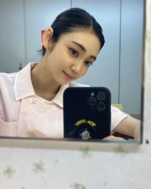 Kasumi Yamaya Instagram - ドラマ「アンメット ある脳外科医の日記」第4話
本日夜10:00〜フジテレビ カンテレ系列にて放送です。

是非ご覧ください。

#アンメットある脳外科医の日記 #アンメット 
#山谷花純 #フジテレビ #カンテレ