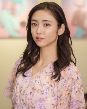 Kasumi Yamaya Instagram - FODオリジナルドラマ「愛してるって、言いたい」
まいのビジュアル。ゆるふわ女子です。お楽しみに。

3月15日配信スタート。

 （Ｃ）今村リリィ/フェアベル フジテレビ 

#愛してるって言いたい #山谷花純 #fod #fodオリジナルドラマ