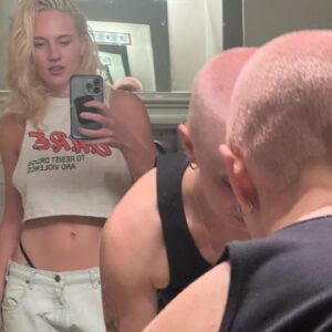 Kat Cunning Instagram - Gay frandship looks like championing each other’s change and growth and jeans that fit and bathroom mirror grandeur.

Ps some drgz are bad some drgz are güd.
