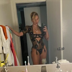 Kat Cunning Instagram - Waiting on my marvel moment. Pick me a superpower and congratulate me on my huge bathroom. 

*dm to air bnb my bathroom for 400$ I got an air mattress.*
#latex #torturegarden 

See u in ny this week.

Heavenly styling by @mandymitz