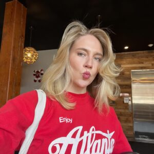 Kat Cunning Instagram - Are you still listening to bedroom angel? 
Because I’m gonna need you to sing all the lyrics back to me ON TOUR with @gflip 

I’m cookin up something new and it’s not just a breakfast burrito. 

Get ur tickets, besos.