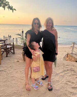 Katarína Štumpfová Instagram - Bday girl! Všetko čo milujem, chcem a potrebujem k životu už mám. Je to moja rodina! Nič nie je viac❤️

Ďakujem za všetky priania, potešili ma.

#bdaygirl