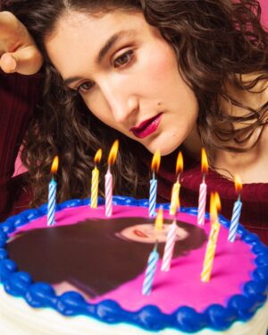 Kate Berlant Instagram - @newyorkermag interview by @rachsyme ♦️ photography by @elizabethrenstrom