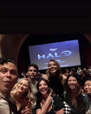 Kate Kennedy Instagram - Scrub up Spartans it’s the Prem de LA Prem. What an evening. Buckets of super soldier thank yous to @halotheseries-  out now @paramountplus US, UK to follow…

Hair: @guiniushair 
Colour: @boo.colourist 
Makeup: @colleendominique 
Outfit: @galvanlondon 
Stylists: @daisy_down_ @baliboosta @roxyfaridany 
Accessories: @jillkennedy2072