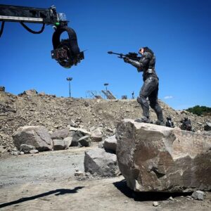 Kate Kennedy Instagram - A tin of B(iscui)TS from episode 5. 

@halotheseries @paramountplus @amblin

1 & 2) Schlappin the bassnipes
3) Danny Sapani spartan sandwich ft. superstar stunt performers @pannecooking & Ibé Kieta. 
4) Director Jonathan Liebesman using a very small fan on his very biggest fan. 
5) Our two AD angels from heaven. Must have clocked 100k steps a day for the battle.
6) The back of the man the myth the megawatt king @kwlindenlaub 
7) Hoopah! Our pure legend of a leader Chief @officialpabloschreiber ft. our crew of heroes. 
8) 343’s Halopedia, it’s Kenneth Peters. (Rare sight of him here without his red jacket.) 
9 & 10) Gorge sauces @natasha_culzac @charliemurphyactress @oliveisgray 

Photos: @annaveraphoto @annepoltorak @natasha_culzac I think