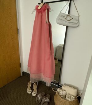 Kate Mansi Instagram - For someone who loathes pink, this dress instantly gave me such a 60s vision i couldn’t wait to put together w/ each department.