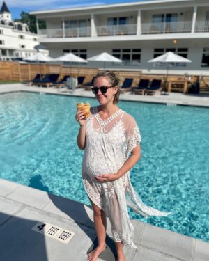 Kate Rockwell Instagram - Ran away to @wylderhotelwind for a little R&R to celebrate my birthday 🥳 (I’m also calling it our mini babymoon since all our other efforts have been thwarted😂). 🥐⛱☀️