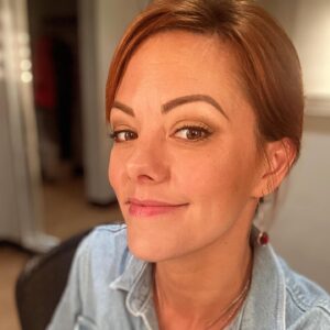 Kate Rockwell Instagram - I’m keeping the 👩‍🦰 🔥 🧡 🦁
