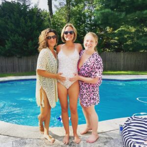 Kate Rockwell Instagram - A little impromptu pool time with my 👩🏼‍🤝‍👩🏻. Getting some good use outta that maternity swimsuit 😎
