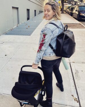 Kate Rockwell Instagram - Adventuring is looking a little different these days 💞👩‍👧💞