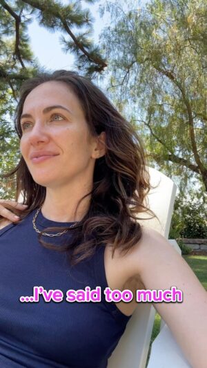 Kate Siegel Thumbnail - 21.9K Likes - Top Liked Instagram Posts and Photos