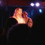 Katelyn Tarver Instagram - Miss tour, miss the request jar, miss all of you 🥹 here’s a sweet moment from my Phoenix show.