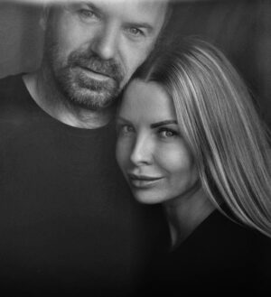 Kateřina Kristelová Instagram - ♥️Je 2.1. a MŮJ MUŽ MÁ NAROZENINY 🤺. 

Za tento den nejvíc děkuju Tvý mámě Heleně, že mi Tě přivedla ve Slavičíně v 11.30 v roce 1974 na svět. 

Nikdy jsem se s nikým necítila víc v bezpečí a pod ochranou než s Tebou. 

A jsem rada, že ani další rok navíc Ti neubírá prchlivost i cholerickou povahu a neobrušuje hrany🤺⚽️. 
Protože jenom takhle jsi to TY🤍.
Všechny klady i zápory k Tobě patří🙏🏼😄 .
Nepotřebuju, aby jsi se měnil a já Tě “pak mohla milovat”. Jakmile má laska podmínky, není to LÁSKA🤌🏻♥️.
 
Co nejhezčí další rok mýmu nejlepšímu kamarádovi a osudovýmu chlapovi panu Řepkovi..
VSECHNO NEJLEPŠÍ! 

#happybirrhday #oneandonly

/za fotku díky @barbora.jelinkova_photography, fotografce, která víc než lidi fotí duše a příběhy v očích/