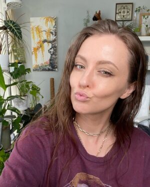 Katharine Isabelle Instagram - I yelled at a small child in the park for chasing geese with a stick and I’m covered in dog hair have a good day