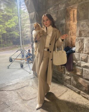 Katharine Isabelle Instagram - living my best beige life on the set of #Ghosts 👻 little man was named Floki he had to be trained to hump a teddy bear for this episode and he absolutely nailed it everyone was very impressed well done Floki