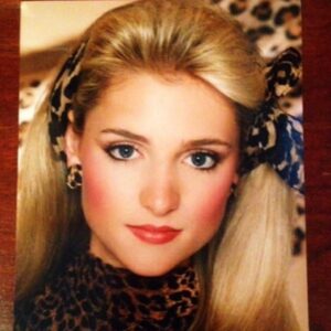 Katherine Bailess Instagram - When Glamour shots were a thing 🐆 #tbt #bighairdontcare #mississippi #glamourshots