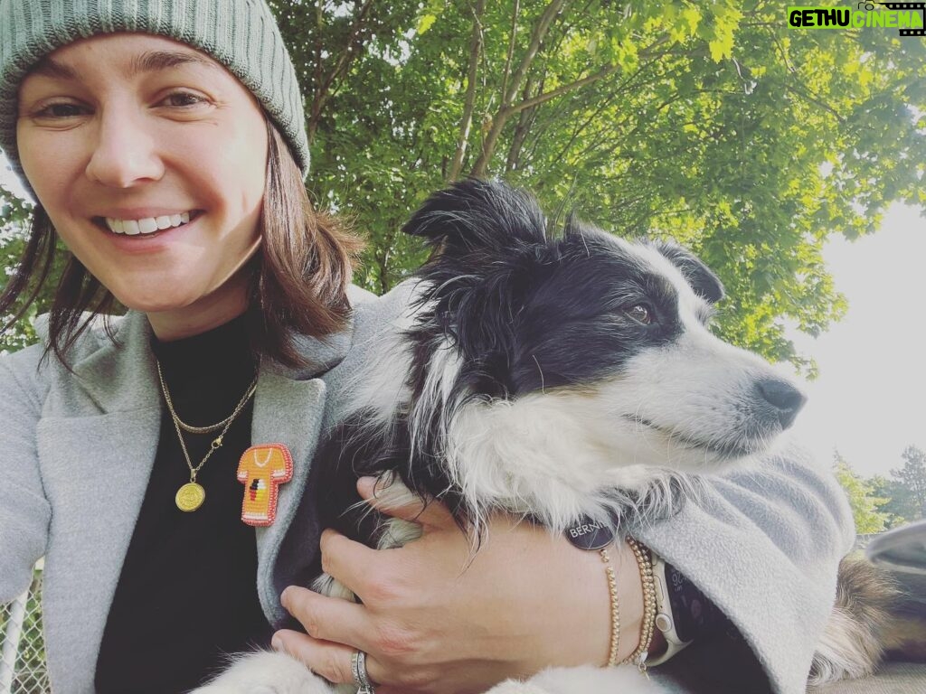 Katherine Barrell Instagram - Saturday morning with my first born. 🐶❤️. Also thank you @purgatoryarcheo for the beautiful #everychildmatters pin. Yesterday was National Day for Truth and Reconciliation in Canada. This whole weekend we will be checking out exhibits in our town to learn more about Canadas horrible history of the residential school systems. There are many educational events going on this weekend all over the country. Please check out some in your town/city.