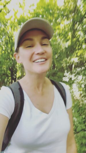 Katherine Barrell Instagram - @ehconcanada 👏🏼 @ehconcanada 👏🏼 @ehconcanada AUG 12-13-14 !!!! See you there!! 🇨🇦

((also for those of you have been asking- we tried very hard to make a food tour happen but unfortunately looks like we can not get the proper insurance in place since it would be off site 😢 I will still be releasing my list of recommendations in the next few days!!)
