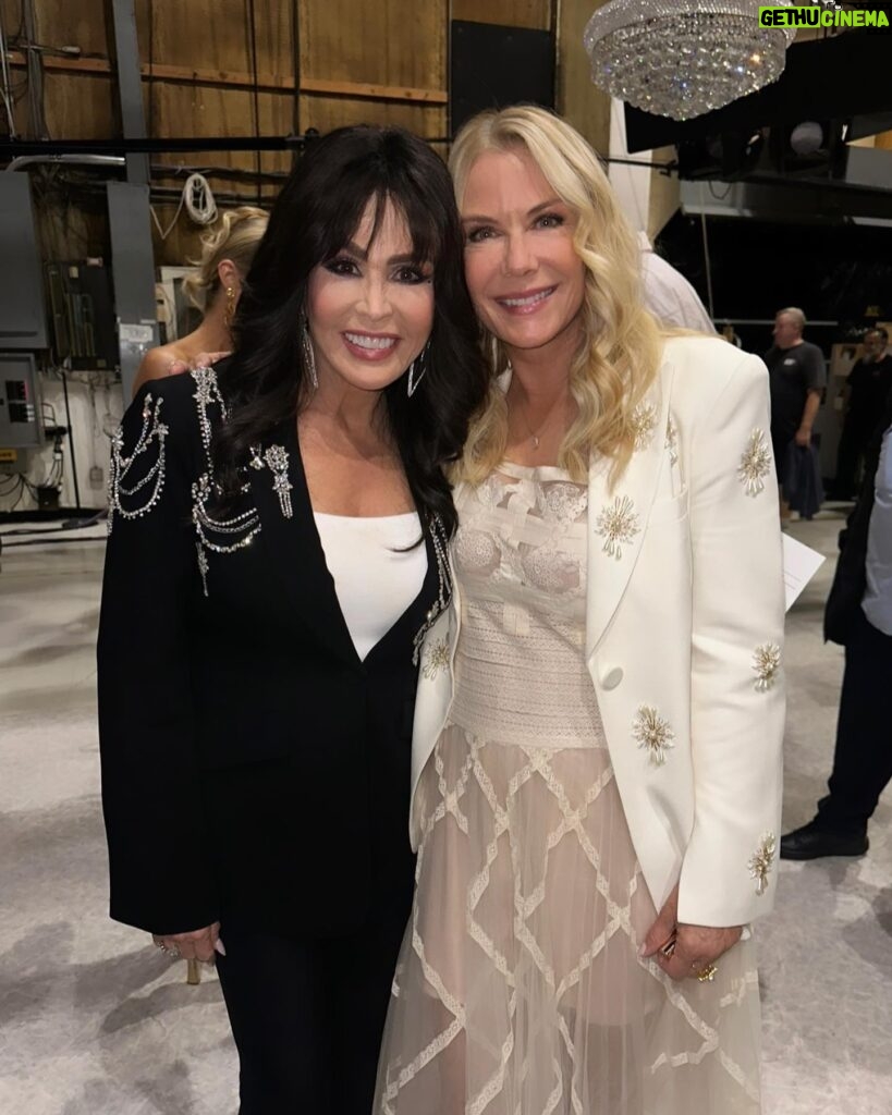 Katherine Kelly Lang Instagram - So much fun having @marieosmond on the show @boldandbeautifulcbs ! She played a Countess and we had lots of laughs! Such a sweetheart! I hope to see you soon Marie! Did you all get a chance to watch those shows?