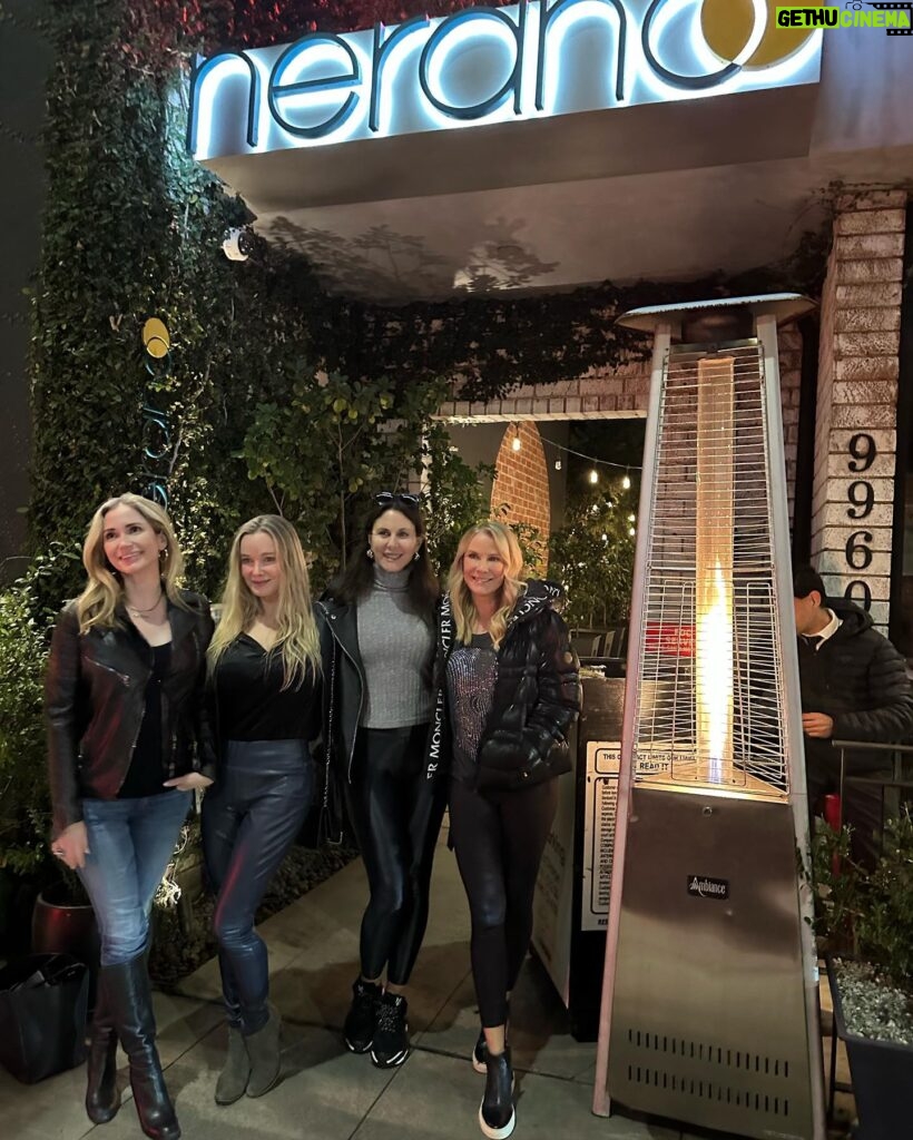 Katherine Kelly Lang Instagram - The “Logan”girls from @boldandbeautifulcbs hanging out with the one and only @chefmichelelisi at @neranobh…. Amazing food and drinks, great company and friends, a fun atmosphere at the lovely Italian restaurant in Beverly Hills. @caseykas @silvanaelmo @jennifergareis @ashleyaubra @dom472522 @nick.elmo #neranobh