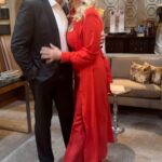 Katherine Kelly Lang Instagram – Valentines kisses for Brooke and Ridge on the set of @boldandbeautifulcbs 
Eyes up please Ridge🤣🤣🤣 #onset #boldandbeautiful #cbstv #inbetweenscenes