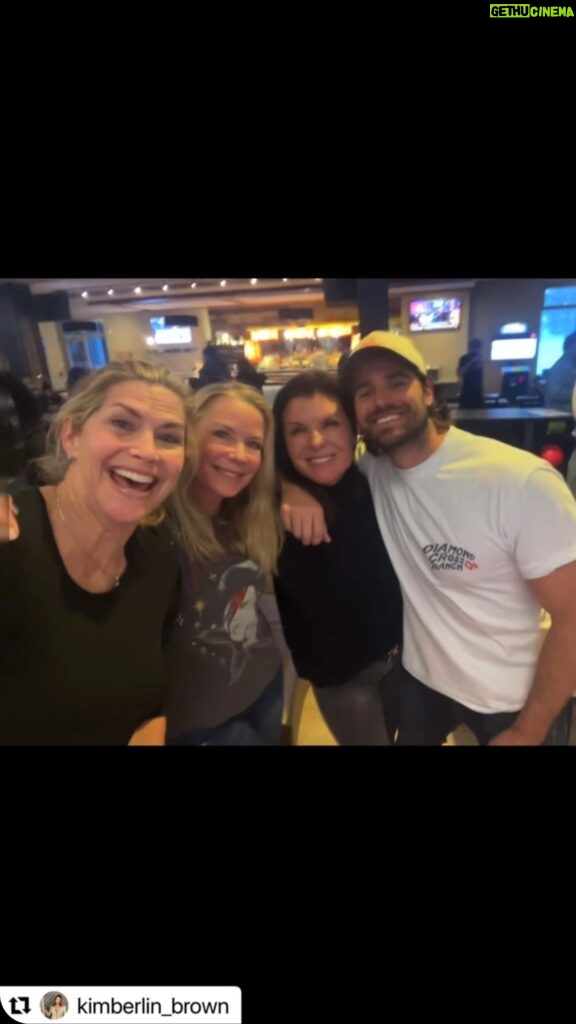 Katherine Kelly Lang Instagram - When stuck in a blizzard… 😆 #bowling #snowstorm @kimberlin_brown @lesleybohmphoto @holliswchambers #mammothmountain #boldandbeautifulcbs