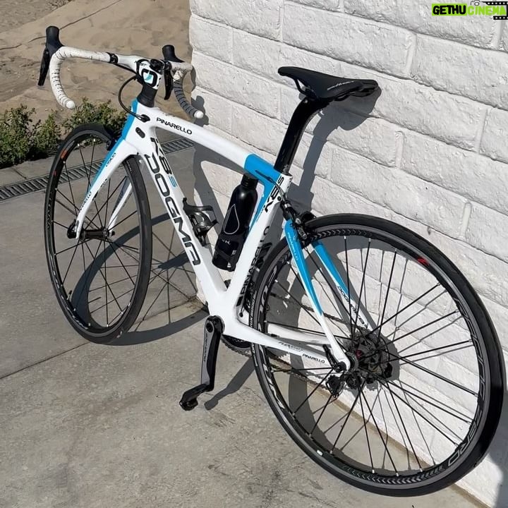 Katherine Kelly Lang Instagram - Love riding my bike by the coast. I ended up at the spot where “Ridge and Brooke” got married in Malibu 😍 #malibu #lovetocycle