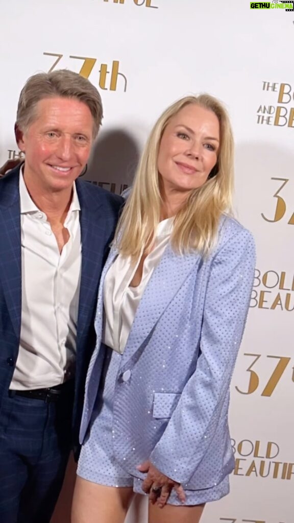 Katherine Kelly Lang Instagram - Celebrating the 37th year of the @boldandbeautifulcbs …. Thanks Brad Bell for the amazing party! And thank you for all the wonderful years! Here’s to many more! So blessed to work with all these incredible people. I love my job🥰 So much fun🎬 #boldandbeautiful #anniversaryparty