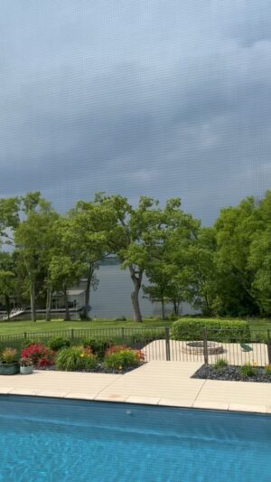 Kathleen Madigan Instagram - Springtime in the South = cicadas🪲& tornados🌪️.

#springtime #tornadowatcb #cicadas #tornado #nashville #madiganspubcast #kathleenmadigan