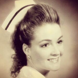 Kathleen Robertson Instagram - #nationalnursesweek This is my sister @rebeccawitter who has been a nurse since 1990 in #hamont She works in the #NICU with very tiny sweet new babies. So grateful for her and all the #healthcareworkers #healthcareheroes this week and ALWAYS. #nurses #nursesrock