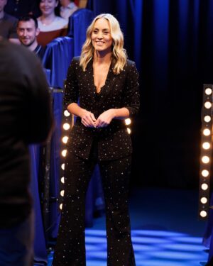 Kathryn Thomas Instagram - Sparkly jewelled suit of dream from @officialrarelondon 
Styled by the one and only @clementinemacneice 
Make up @dearbhlamakeupartist 
Hair @normajeanhair 
Thanks for glamming me up every week ladies. 😘 
That’s a wrap for another series of @rteoperationtransformation A massive thanks to all of you who watched, messaged and supported our incredible leaders ❤️❤️❤️❤️❤️❤️❤️❤️❤️❤️