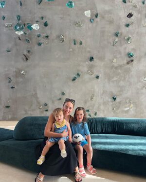 Kathryn Thomas Instagram - What an amazing  holiday, our 2nd time to @sani_resort_official They really deserve every accolade and award they have won to date. We stayed in Sani Dunes on this trip and I would highly recommend. As a working parent with young kids, the months and years seem to fly by 😱🥹🥹so nothing feels more special to me than getting away to hang out with this gang and make magical memories 🇬🇷🇬🇷❤️❤️