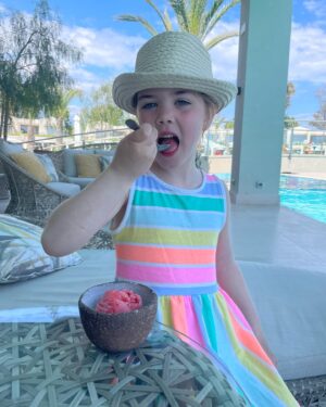 Kathryn Thomas Instagram - What an amazing  holiday, our 2nd time to @sani_resort_official They really deserve every accolade and award they have won to date. We stayed in Sani Dunes on this trip and I would highly recommend. As a working parent with young kids, the months and years seem to fly by 😱🥹🥹so nothing feels more special to me than getting away to hang out with this gang and make magical memories 🇬🇷🇬🇷❤️❤️