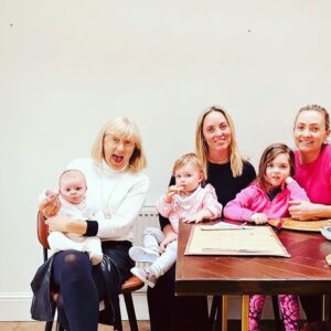 Kathryn Thomas Instagram - Three generations of Thomas women. All currently wrecked tired for various reasons … 🤣 Wouldn’t and couldn’t be who I am without you. Love you all so much. ❤️ #mum @linthomasie #Ellie #Grace #Lily