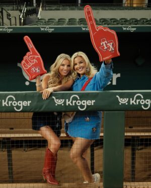 Kathryn Dunn Instagram - SMILE if you’re world series champs 😁🏆⚾️ 

🌟 use my code KATDUNN to get 20% off select home games this season! 🎟️ @rangers