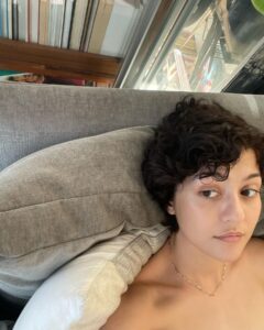 Actress Katie Findlay HD Instagram Photos and Wallpapers May 2024