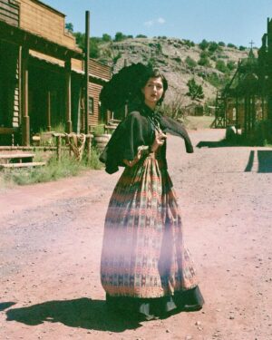 Katie Findlay Instagram - Ok I need to talk about @ashguz behind a camera because are you fucking kidding me with this Ashley?! @moontoy #WIndy