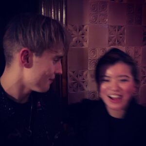 Katie Leung Instagram - Met the beaut geordie hufflepuff @sam_fender last night who does a better Scottish accent than me and THE best Limmy impression. 🏴󠁧󠁢󠁳󠁣󠁴󠁿 Posting this so he remembers to get me a ticket for his gig in Brixton next year. Cool can’t wait thanks new friend ❤️✌️🎶