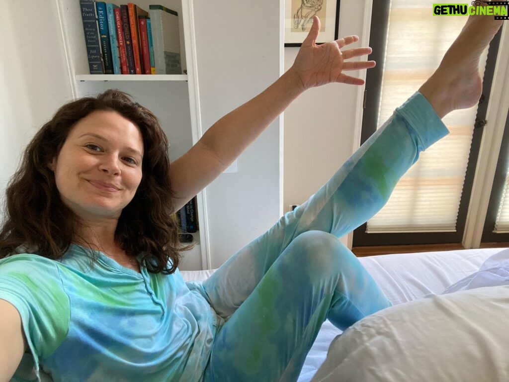 Katie Lowes Instagram - Rocking my fave tie dye PJs all day today! Proud to spread Oscar's magic in support of @OscarsKidsAmerica and desperately needed pediatric cancer research! Text OSCAR to 50555 to contribute a $10 donation or visit https://oscarskids.org/ to learn more/contribute a donation to Oscar's Kids America and the work they're doing to help raise funds for terminal childhood cancers. #OscarsKidsPJParty Ps. Thank you @melissarauch for teaching me about this incredible organization and cause ❤️