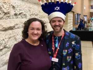 Katie Porter Instagram - Wishing a happy #Chanukah to everyone who observes! I popped by @MerageJCC's 2022 Community Chanukah Celebration this week to help spread holiday cheer.
