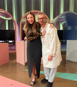 Katrin Bauerfeind Instagram - WSMDS-DUMP! Folge 1! Erfolgreichster Staffelstart mit 24,1%! Wahnsinn! Immer wieder Wahnsinn!😅🤩🥰
——————
#werstiehltmirdieshow @prosieben