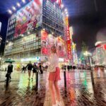 Katrina Bowden Instagram - First time in Tokyo🇯🇵 such a fun city! I can’t get the Don Quijote song out of my head and walked 15 miles a day. Off to a relaxing location next ✌🏼