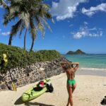 Katrina Bowden Instagram - Kayak surfing > regular surfing. Unpopular opinion? 😂