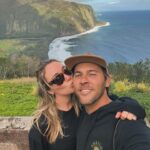 Katrina Bowden Instagram - A quick trip the the Big Island🌺 not shown: wild baby goats, which were a close second to the manta rays on slide 4😍
