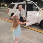 Katrina Scott Instagram - Booked the last two seats to Florida 🤍 Isabelle cried happy tears… and so did mama Jane 🥹 Thank you to the woman who switched her seat with us so we could sit together 🙏🏼