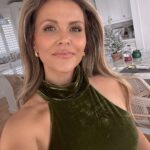Katrina Scott Instagram - Tune in at LiveBeautifully.com ☺️ How are you? Have you caught up on the @livebeautifully podcast? I’d love to hear topics you’re interested in for upcoming interviews. I’m booking experts now in lots of different areas and I’m so excited to share.🎙️ Let me know what you’ve enjoyed learning about lately and I’ll do my best to bring someone on the show! This latest episode is all about fostering a state of grace during motherhood… while making space for personal growth, career fulfillment, and self-care. @wendezomnir came over to share all her wisdom and advice. Thanks for tuning in and subscribing. be on the lookout for a new episode this weekend! Also, thank you to @thefarmersdog for making this episode possible and being such an amazing supporter of @livebeautifully. The Farmer’s Dog is real, fresh, healthy food gently cooked in human-grade kitchens, to preserve their nutritional value. Just tell them about your dog and they’ll deliver personalized, vet-developed recipes for as little as two dollars a day. Receive 50% off your first box of fresh, healthy food at ⁠TheFarmersDog.com/LBWKS 🤍