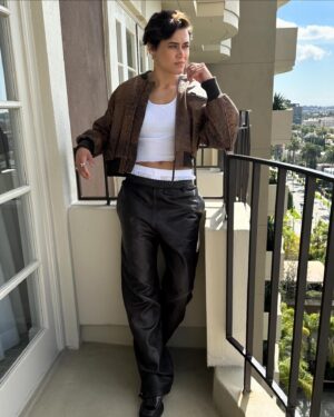 Katy O'Brian Instagram - Glam @chousner /styling @itsamandalim